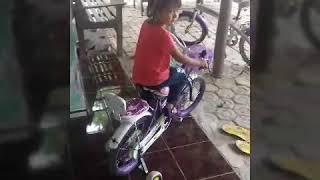 Numay Miru Bersepeda