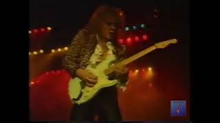 Watch Yngwie Malmsteen Hold On video