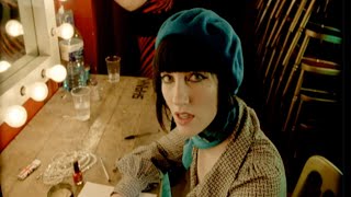 Watch Long Blondes Weekend Without Makeup video