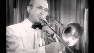 Watch Tommy Dorsey Smoke Gets In Your Eyes video