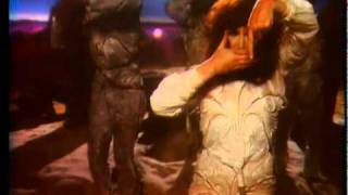 Watch Kate Bush The Dreaming video