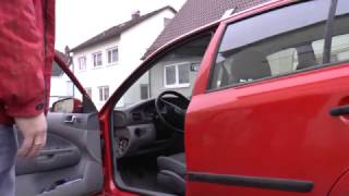 Auto Reparatur - Gummidichtung Der Autotür Defekt Rubber Seal Car Door Damaged