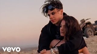 Yungblud Ft. Charlotte Lawrence - Falling Skies