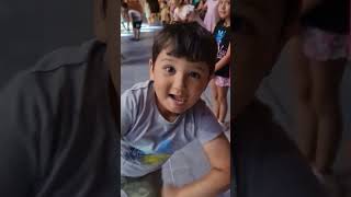 Arhan Minyon Dansı Yapıyor