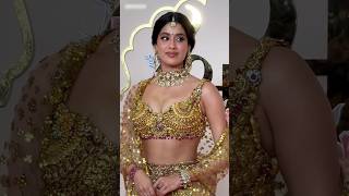 Janhvi Kapoor Wore D Saree At Anant Ambanis Wedding