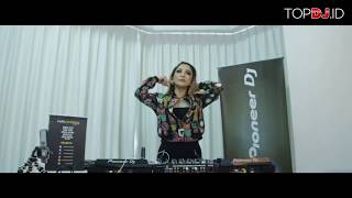DJ Diana Dee - LIVE at our studio