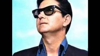 Watch Roy Orbison The Same Street video
