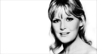 Watch Petula Clark This Girls In Love With You video