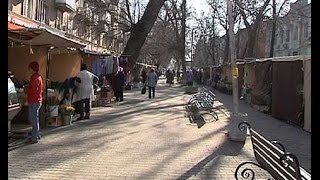 Видео Ярмарка раздора: в Ростове решают судьбу рынка на улице Сержантова от ГТРК Дон-ТР, улица Войкова, Ростов-на-Дону, Россия