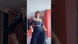 Piumi Hansamali Y Dance