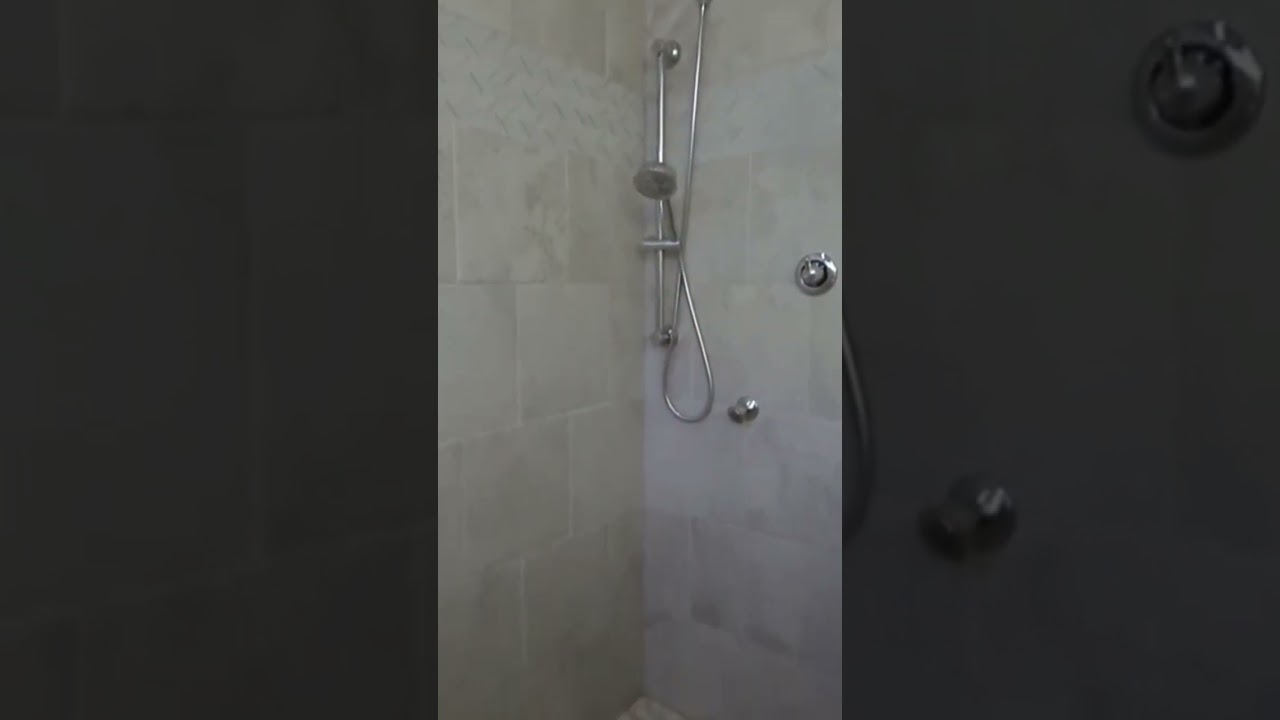 Luxury Walk-in Shower Designs- See all with video link. #design #shower #bathroom #interiors