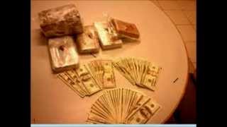 Watch Maino Molly video