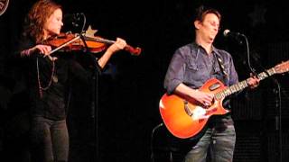 Watch Mary Gauthier Camelot Motel video
