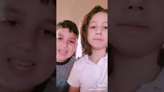 Dik Dok Yaptım Arkadaşlar Benim Arkadaşımla