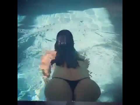 Hot Girls Swimming Pool Sex