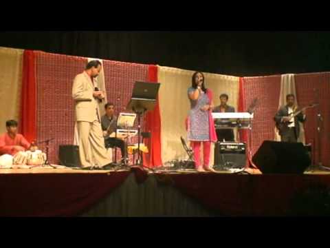 Sunita sings marathi-reshmacha reghani
