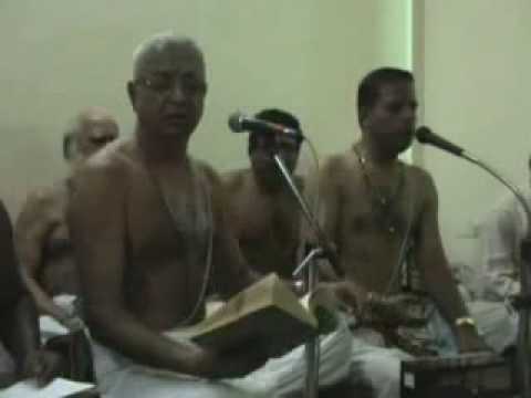 0044 - Paluke Bangara Mayana - Namasankeerthanam By Sri O.S....