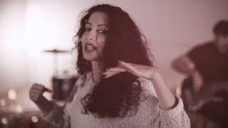 Alyssa Marie - "Freedum" (w/ Live Band)