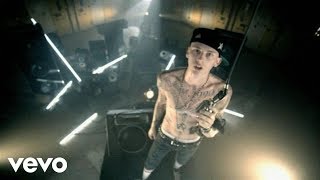 Клип Machine Gun Kelly - Stereo ft. Fitts of The Kickdrums