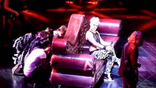 Watch Pink Blow Me One Last Kiss video