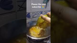 Aaj Ammi Bana Rahi Hai Ande Ka Salan