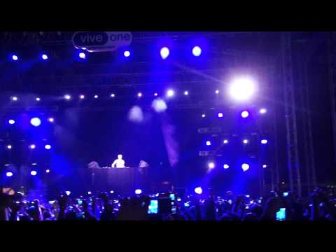 This Light between Us - Armin van Buuren in Mexico DF 2011 [HD]