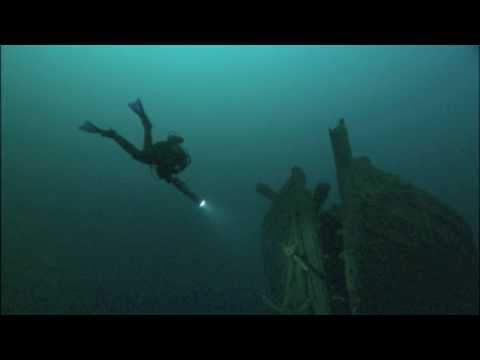 0 Wreck Diving with Force Fins