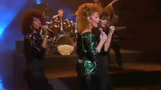 Watch Reba McEntire Respect video