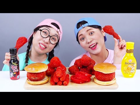 Cheetos Thịt gà Bánh mì kẹp xúc xích Mukbang DONA Việt Nam