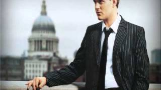 Watch Michael Buble A Foggy Day In London Town video