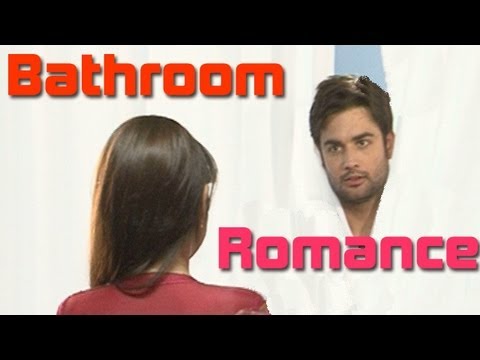 RK and Madhubala LOVE scenes !! RK & MADHUBALA HOT BATHROOM...