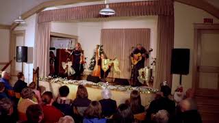 The Holly and The Ivy - Celtic Harp, Fingerstyle Guitar, Voice