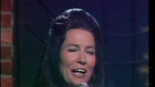 Watch Loretta Lynn Deep As Your Pocket video