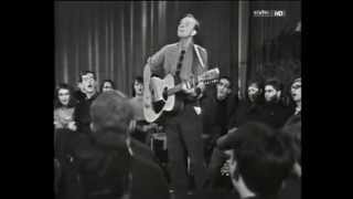 Watch Pete Seeger We Shall Overcome video