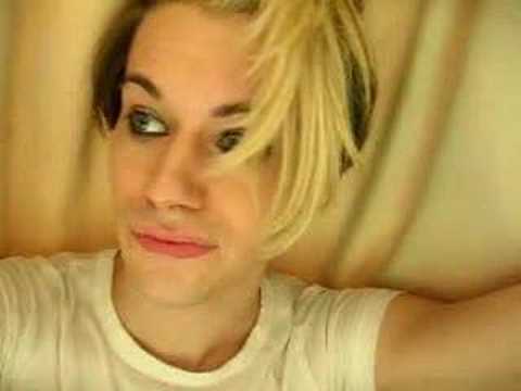 leave britney spears alone perez hilton haters vma performance leave britney spears alone perez hilton haters vma performance
