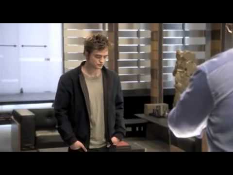 Robert Pattinson & Kristen Stewart Spotted On Breaking Dawn Movie Set Robert Pattinson & Kristen Stewart Spotted On Breaking Dawn Movie Set