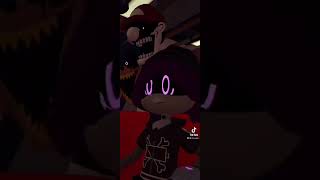 N Wants V To Sit On His Face