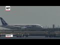 Raw: Japan's ANA Test-flies 787