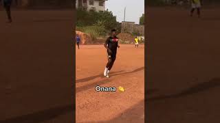 Andre Onana plays pickup after being sent home from the World Cup 🇨🇲 (via @Andre