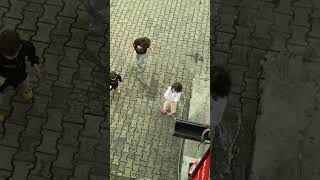 Balon Yüzünü Yıkadı