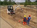 Arbeiten unter dem Bagger