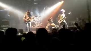 Watch Gigatron Rebeldes De Cuero video