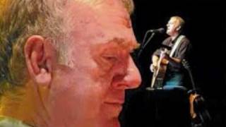 Watch Ralph McTell Naomi video