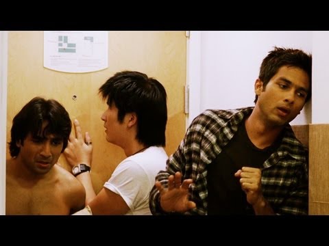 Well wait for you in the room - Scene - Badmaash Company