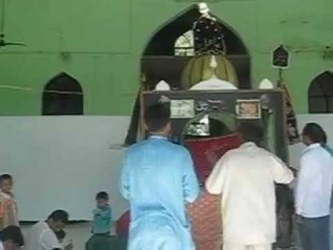 Dargah Najaf-e-Hind Jogipura.avi inside view of Roza Imam...