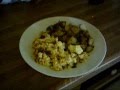 What's in My Kitchen! Home Fries and Scrambled Eggs w/ Bacon