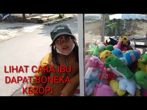 CARA IBU DAPAT BONEKA KEROPI // CAPIT BONEKA KAMPUNG #clawmachine #capitboneka