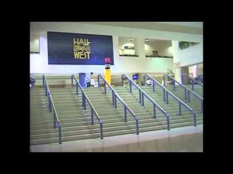 the V vs. 15 stair inside a building FROM USER dickmharter