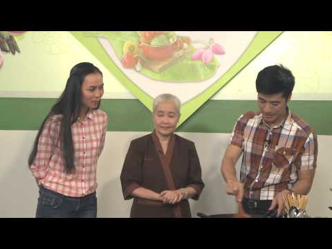 Món chay 15 - Mì căn xào sả ớt