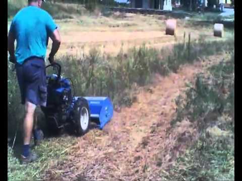 Watch NUOVA TRINCIATRICE MODELLO YB CON COLTELLI A Y PER MOTOCOLTIVATORI.flv